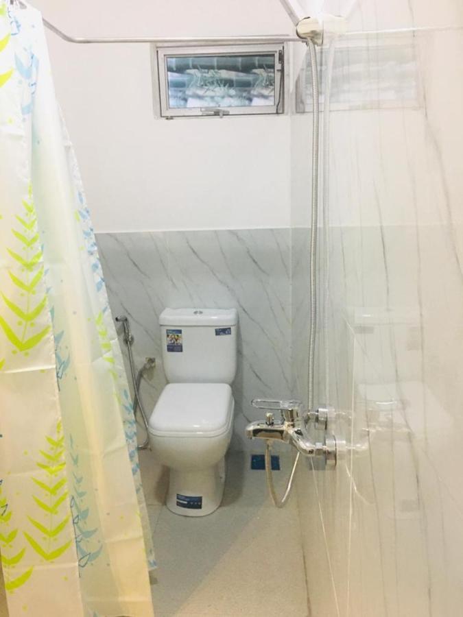 Kavee Transit Hotel Катунаяка Экстерьер фото